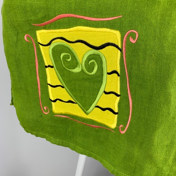 Liz & Jane Medium Tank Linen Green Boutique Heart - Picture 2 of 6